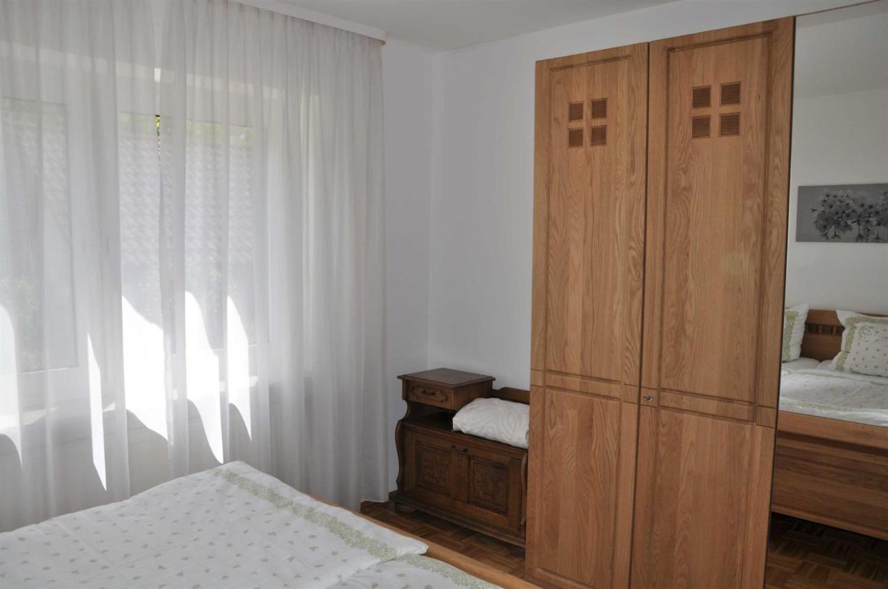 Fischer Apartment